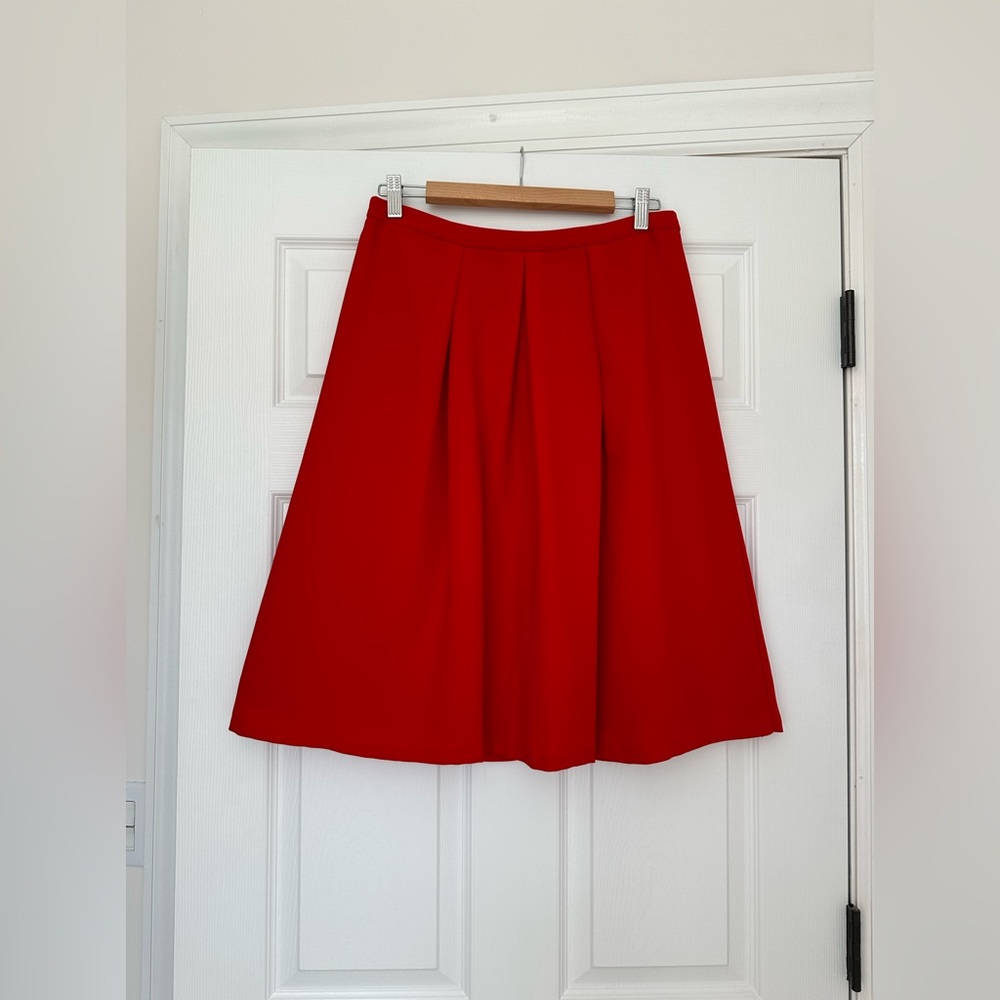 *SOLD* The Limited - A-line Pleated Skirt